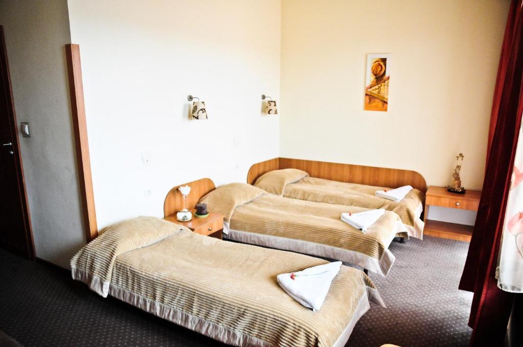 Osrodek Uslug Hotelarskich Kinga Wieliczka Habitación foto