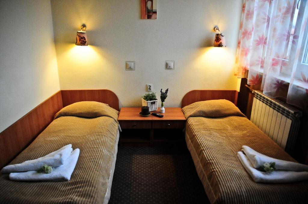 Osrodek Uslug Hotelarskich Kinga Wieliczka Habitación foto