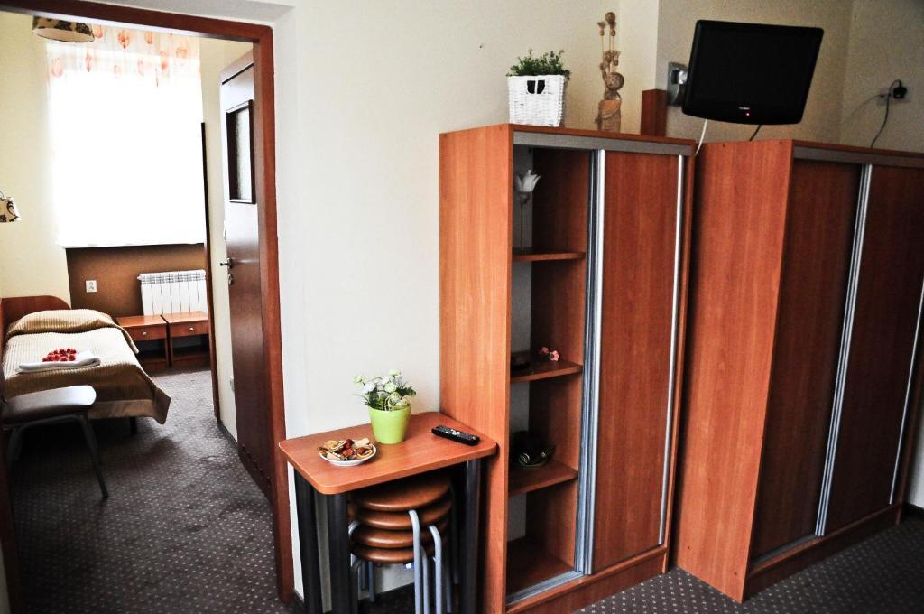 Osrodek Uslug Hotelarskich Kinga Wieliczka Habitación foto